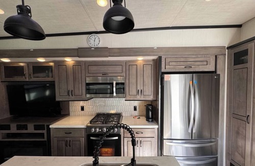 Clermont Maison | Cozy RV with AC and WiFi in fabulous Clermont