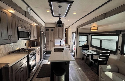 Clermont Maison | Cozy RV with AC and WiFi in fabulous Clermont