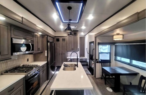 Clermont Maison | Cozy RV with AC and WiFi in fabulous Clermont