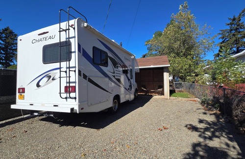 Southgate Maison | Cozy RV with WiFi in fantastic Portland