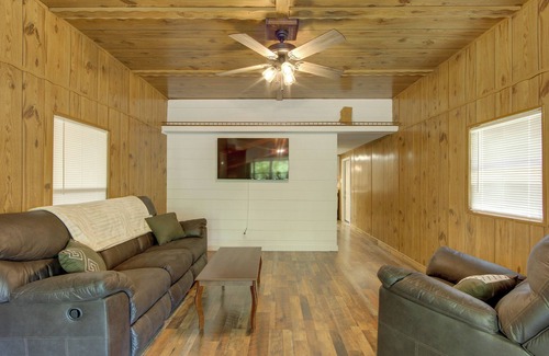 Sardis Maison | Cozy Sardis Vacation Rental ~ 3 Mi to Water!