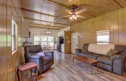Sardis Maison | Cozy Sardis Vacation Rental ~ 3 Mi to Water!