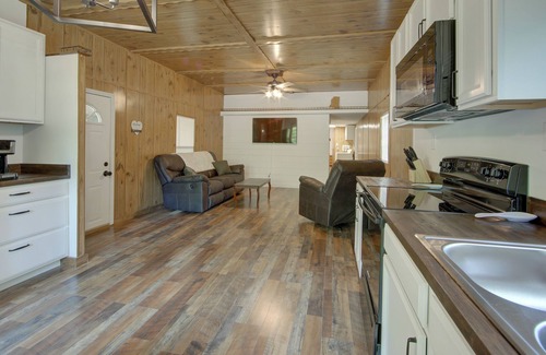 Sardis Maison | Cozy Sardis Vacation Rental ~ 3 Mi to Water!