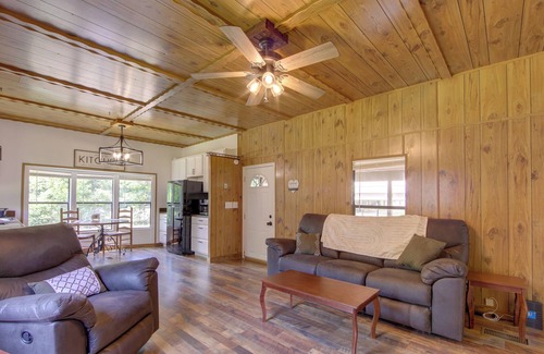 Sardis Maison | Cozy Sardis Vacation Rental ~ 3 Mi to Water!