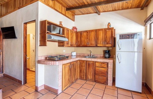 Playa Grande Cabine | Cozy Seaside AC Cabin, 300m from ocean, with pool