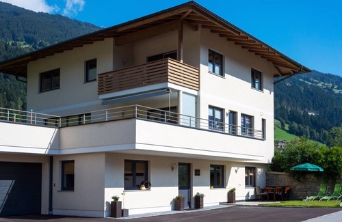 Hippach Appartement | Appartement confortable de plain-pied avec une entrée séparée