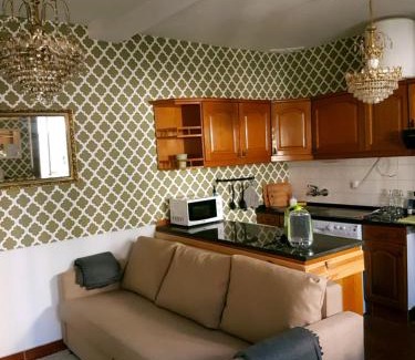 Sintra Appartement | Cozy Sintra Townhouse
