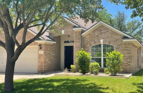 Timberwood Park Maison | Cozy & spacious 3 bed home North San Antonio - Stone Oak area