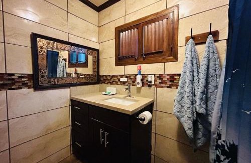 Compton Maison | Cozy & Spacious 3BR Rustic Stay Minutes from LAX