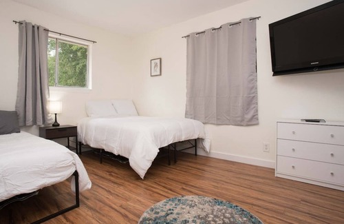 Parker Lane Maison | Cozy, Spacious 6B Home Near Everything in Austin