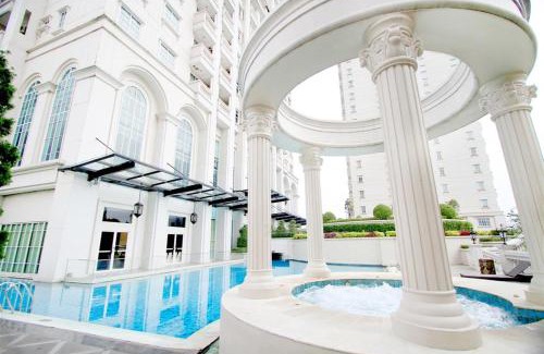 Permata Hijau Appartement | Cozy Stay and Tidy 1BR at The Bellezza Apartment By Travelio