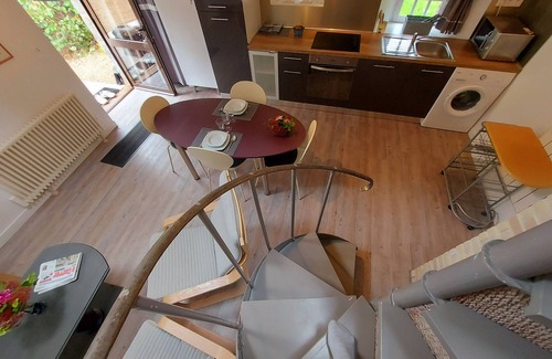 Alexain Cottage | Maison de Charme avec Étang Privé, Accès WIFI, et Équipements Confort - Idéal Nature et Pêche