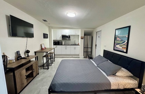 Greenacres Appartement | Cozy Studio Apartment in WPB, very close to the airport
