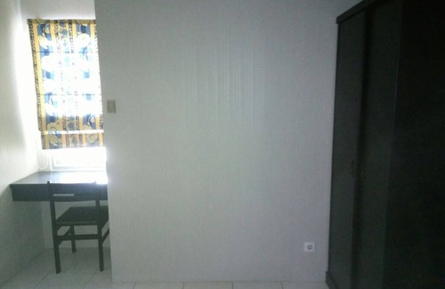 Panunggangan Utara Appartement | Cozy Studio Apartment 2 Bedroom Sleeps 3 with Great Location-GWR1108