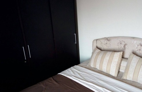 Panunggangan Utara Appartement | Cozy Studio Apartment 2 Bedroom Sleeps 3 with Great Location-GWR1916