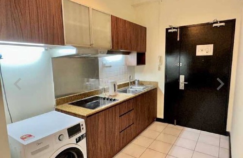 Golden Triangle Appartement | "Cozy studio: City hub, modern amenities. Book now!"