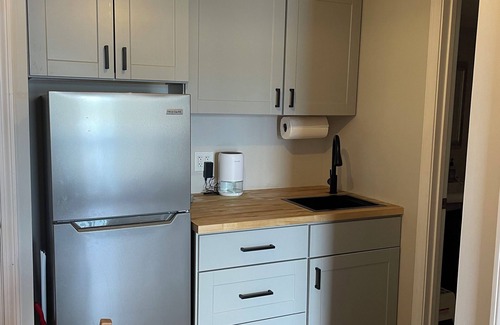 Winnisquam Copropriété | Cozy studio condo on picturesque Lake Winnisquam in Tilton with AC, WiFi