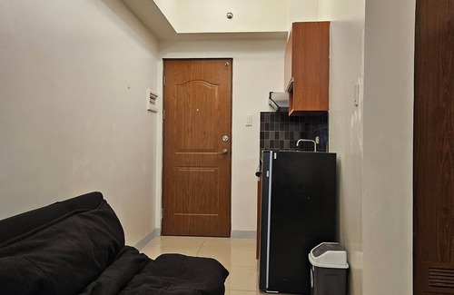 San Lorenzo Copropriété | Cozy studio condo with WiFi, AC in beautiful Makati