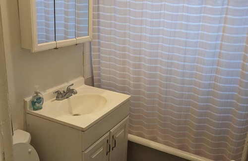 Ravenswood Appartement | Cozy Studio in Bustling Ravenswood Neighborhood