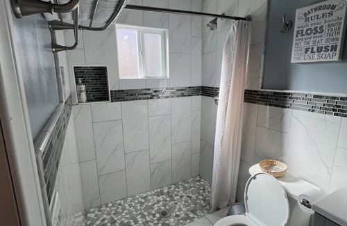 Lincoln Acres Appartement | Cozy studio in fabulous Chula Vista with AC, WiFi, Washer and Dryer.