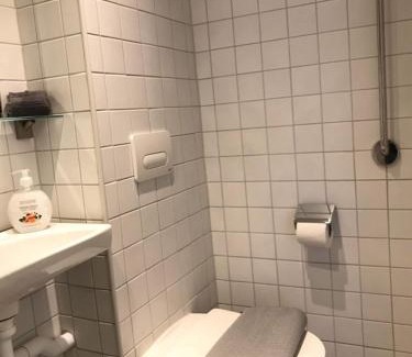 Lidingo Appartement | Cozy studio in Larsberg