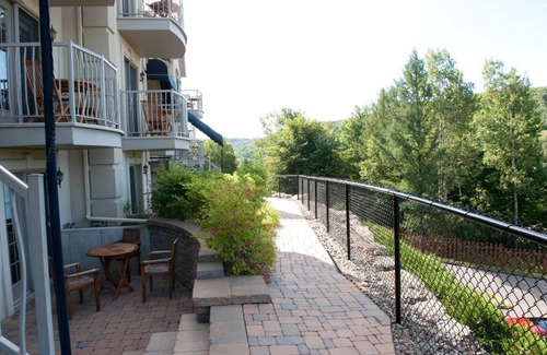Saint-Sauveur Appartement | LOFT-BALDAQUIN-HOTEL VILLÉGIATUREST SAUVEUR