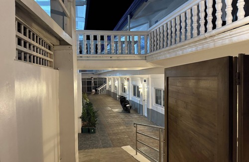 Balabag Appartement | Cozy studio in tranquil Bolabog Beach, Malay with AC, WiFi