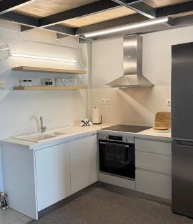Kiato Appartement | Cozy Studio Loft in Kiato