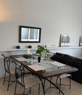 Kiato Appartement | Cozy Studio Loft in Kiato