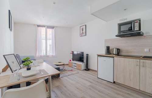 Chatellerault Appartement | Cozy Studio - Near Train Station & Center - Futuroscope 4