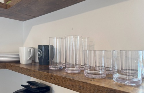 Lakewood Appartement | Cozy studio: Pet Friendly, EV charger, WiFi and AC in charming Lakewood