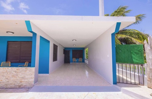 Guayabos Appartement | Cozy Studio Type Apartment across Jobos Beach, Isabela. WIFI & A/C.