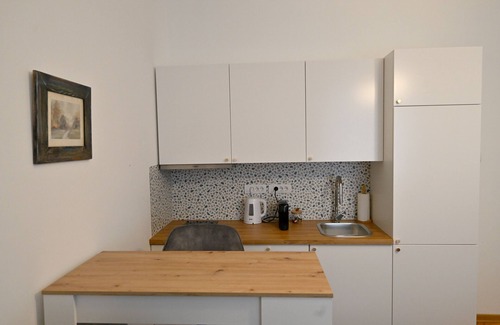 Stari Grad Appartement | Cozy studio with AC and WiFi in charming Beograd