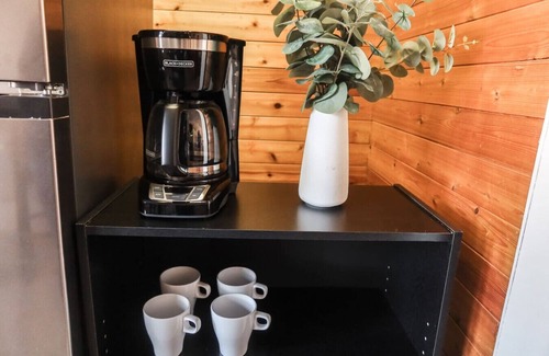 West Orange Appartement | Cozy studio with AC and WiFi in nice West Orange