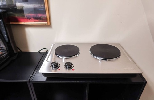 West Orange Appartement | Cozy studio with AC and WiFi in nice West Orange