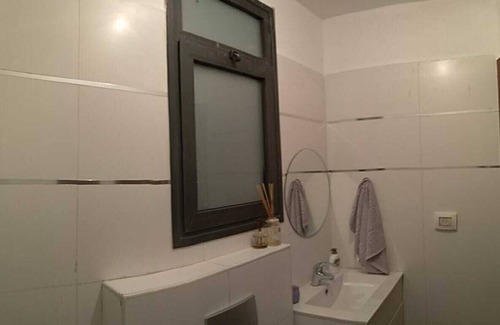 Nachlaot Appartement | Studio confortable avec beau toit. Nachlaot, centre-ville