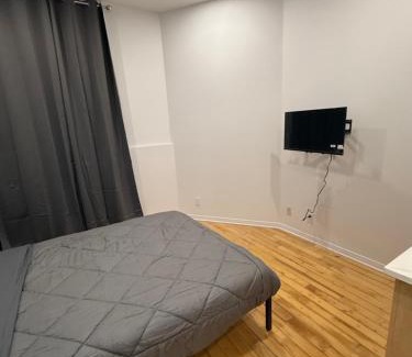 Sainte-Marie Appartement | Cozy studio with Parking near downtown