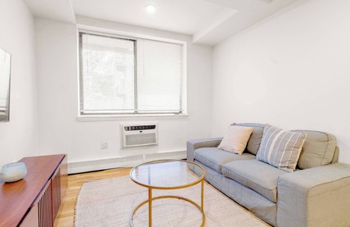 Lower East Side Appartement | Cozy & Stylish 2BR NYC Getaway in the Heart of Downtown