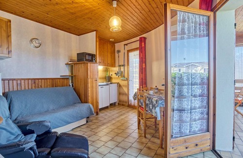 Barbotan-les-Thermes Appartement | Cozy T2 with veranda and parking, Wifi included