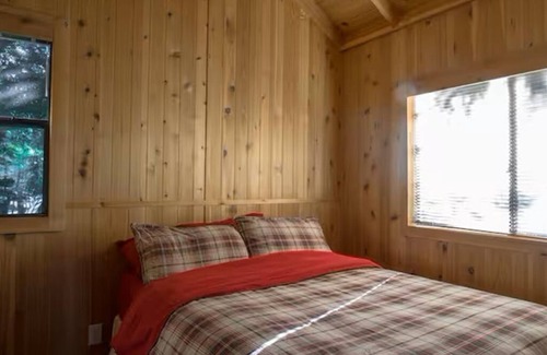 Monroe Cabine | Cozy Tiny Home Near Stevens Pass – Ideal for Nature Lovers - with WiFi!!