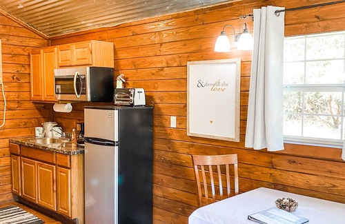 Crawford Cabine | Tiny House # 1 @Gathering Oaks Retreat