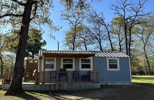 Centerville Cabine | Cozy Tiny House: Your perfect ranch getaway!