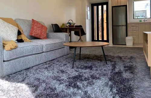 Linwood Maison | Cozy Townhouse in central city