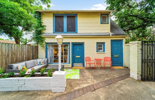 Clarksville Maison | Cozy Treehouse Studio in Charming Clarksville