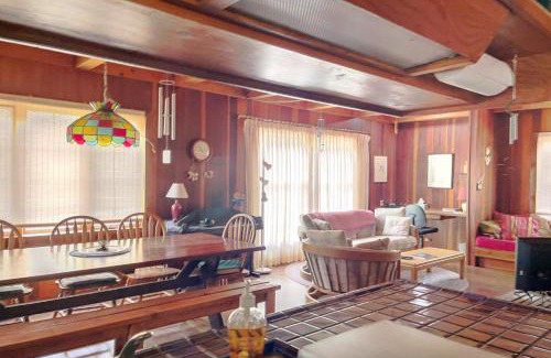 Burnt Ranch Maison | Cozy Trinity Cottage