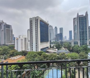 East Kuningan Appartement | Cozy unit in Bellagio Residence