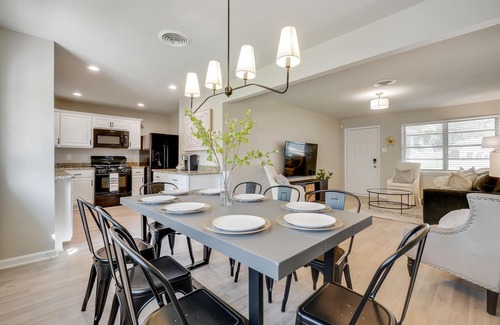 Park Central Maison | Cozy Updated Home, A+ Location, 2 King Suites!
