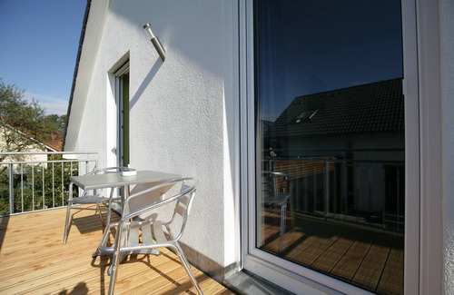 Jebenhausen Appartement | First floor apartment with sauna and gym in Göppingen