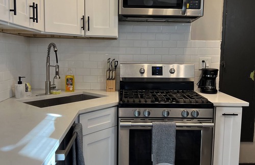 Gage Park Appartement | Cozy Urban Retreat Near Midway – Perfect for Travelers!