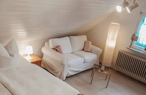 Erlenbach bei Dahn Appartement | Cozy vacation apartment in the Dahner Felsenland. Perfect for hiking!